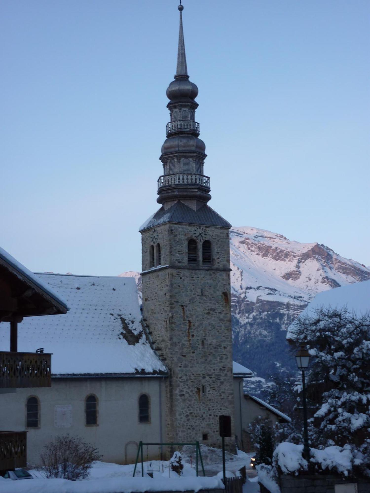 Bed and Breakfast La Ferme Du Mont-Blanc Комблу Экстерьер фото
